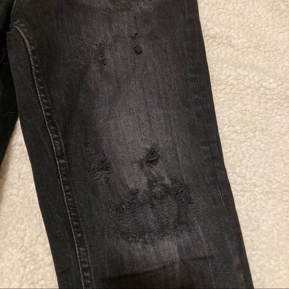 - ZARA black distressed hi rise jeans with embroidered design - Picture 4 of 7